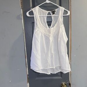Dots White Sleeveless Blouse with Lace Detail